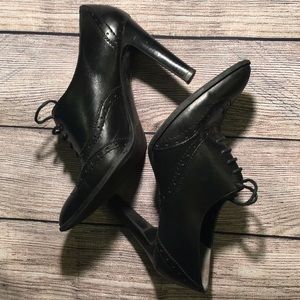 Used Leather WOMENS Marc Fisher Vintage shoe